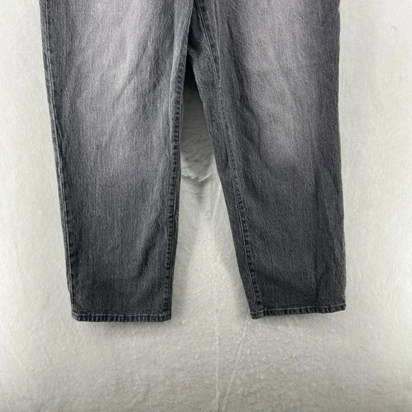 Universal Thread Jeans Womens 6/28R  Black Light Wash Straight Hi-Rise Buttonfly - Picture 7 of 12